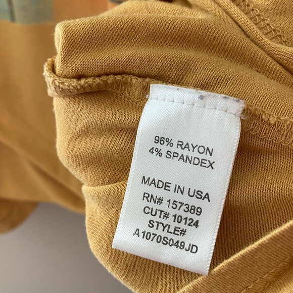 Women’s Altar’d State Yellow Malibu Short Sleeve Tee Size Medium - Picture 5 of 5